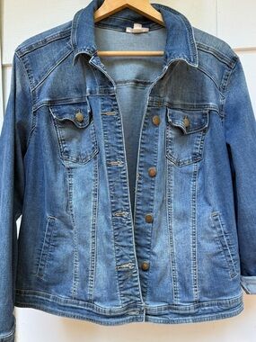 Westport 1X Blue Denim Classic Trucker Jacket Relaxed Fit Medium Wash Western